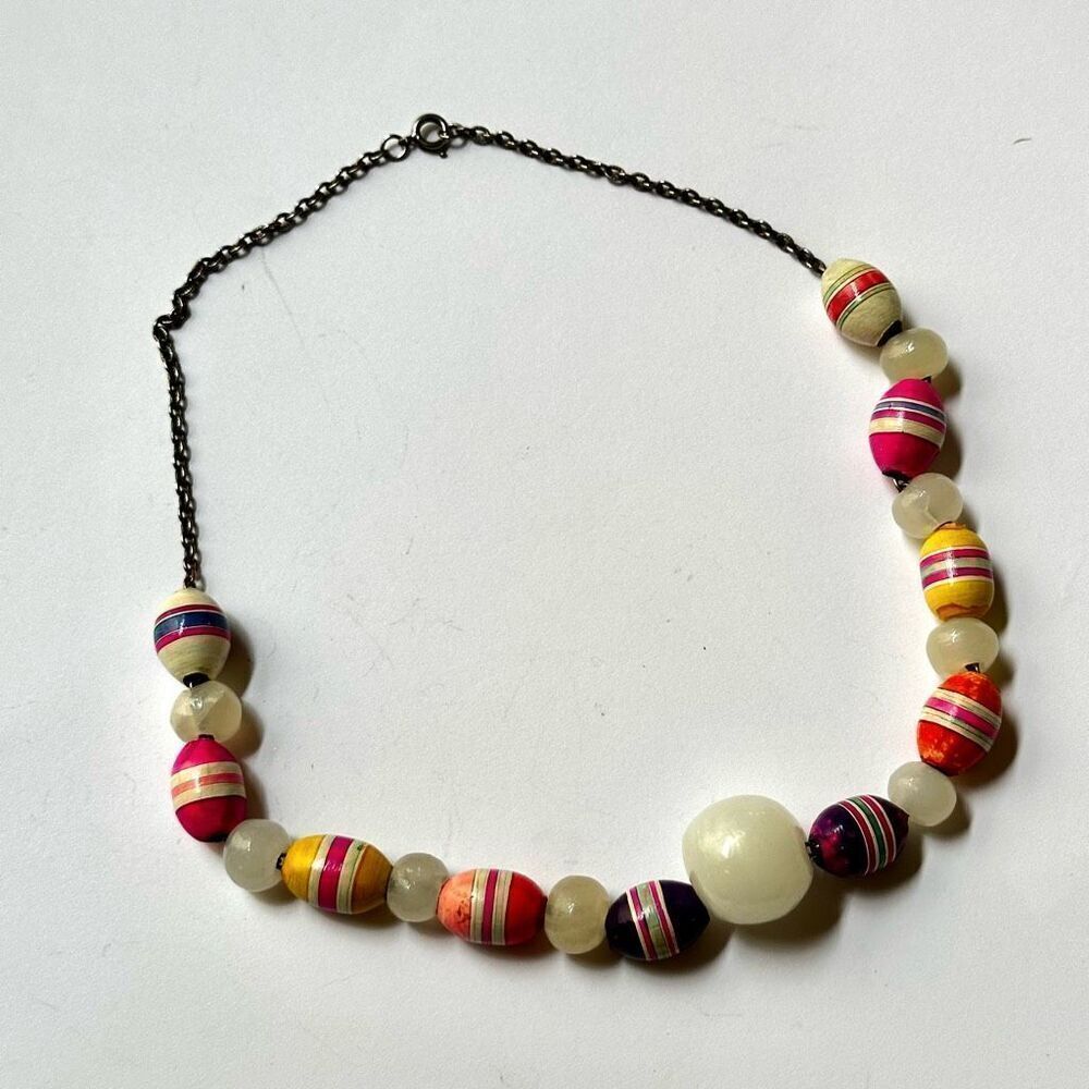 Colorful beaded necklace - Picture 3 of 7